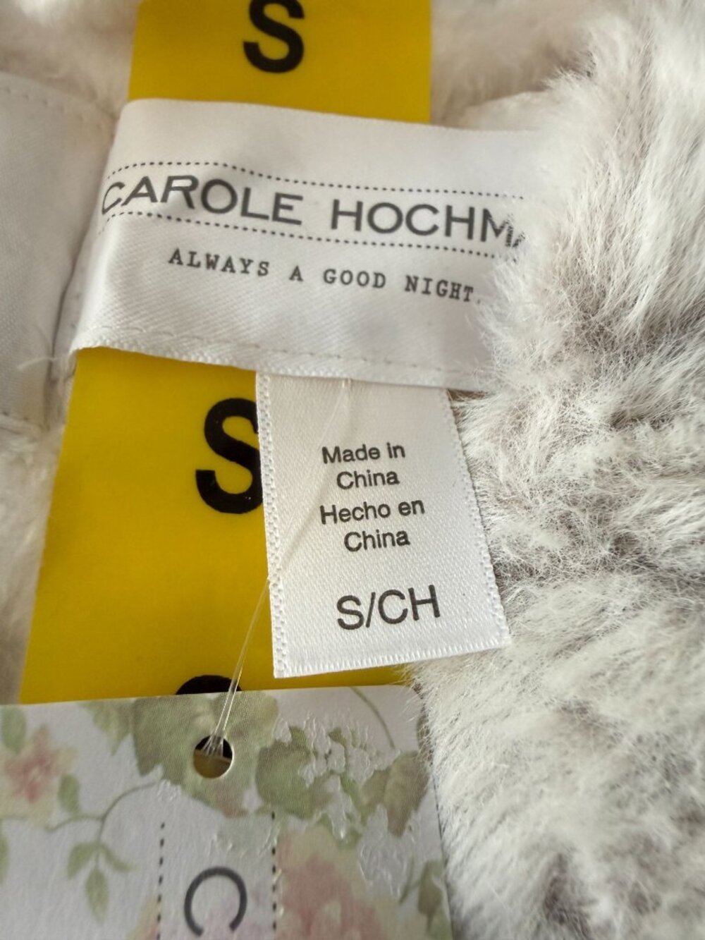 NWT Carole Hochman Plush Wrap Robe Luxuriously Soft Faux Fur Ivory Small Pockets - Picture 3 of 7